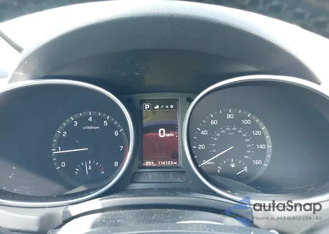 2017 Hyundai Santa Fe Sport 2.4L z USA, uszkodzony, nr VIN 5NMZUDLB1HH001685